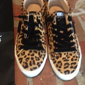 LAST ONES size 6 1/2 fits size 6. Brand New